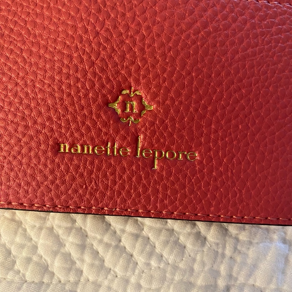 Nanette Lepore Pink Pebbled Leather Card Holder with Gold Tone Keychain Like New - Picture 3 of 6
